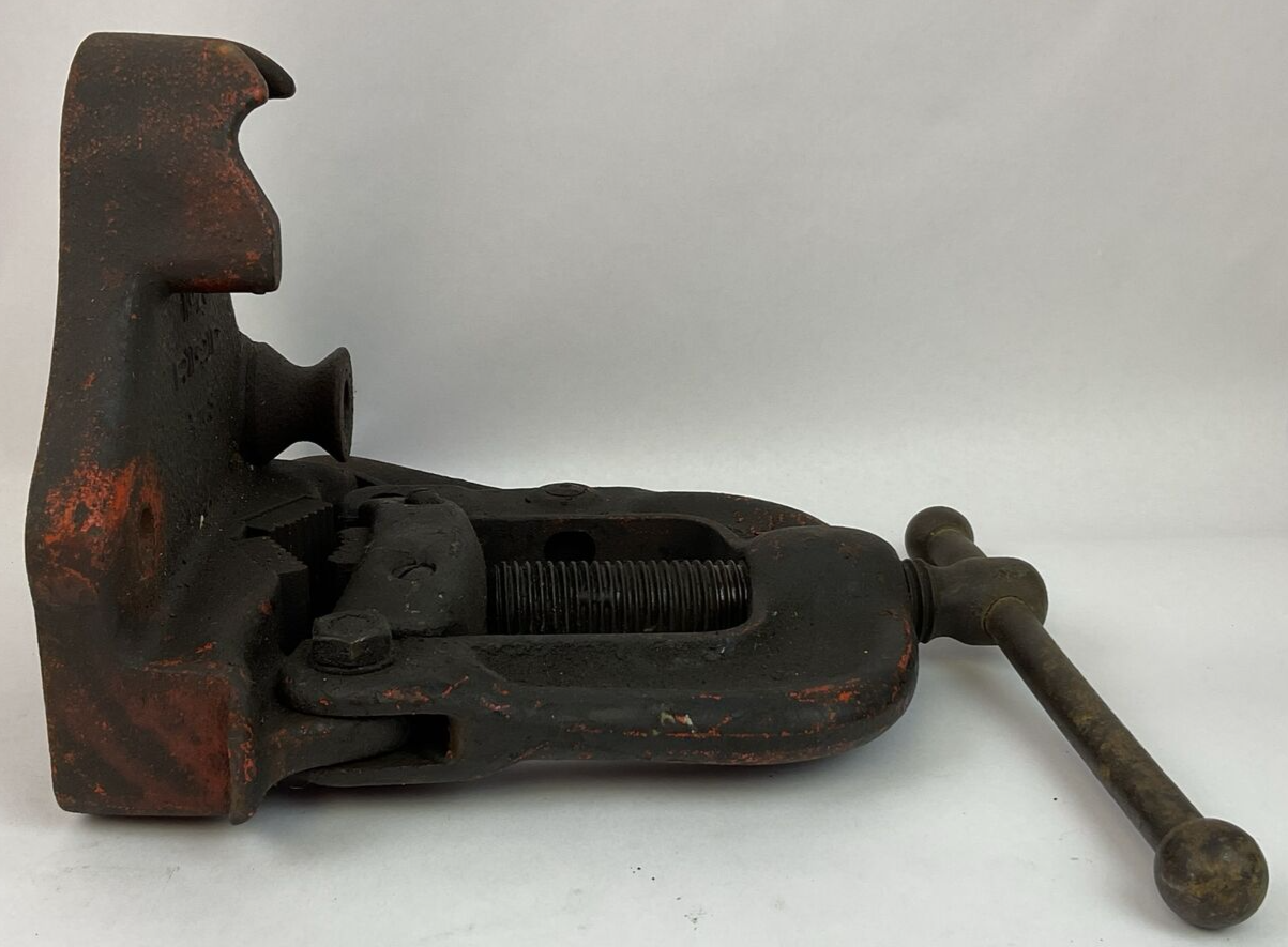 RIDGID NO 23 BENCH YOKE PIPE VISE 1/8"-3" PLUMBING PIPE CLAMP
