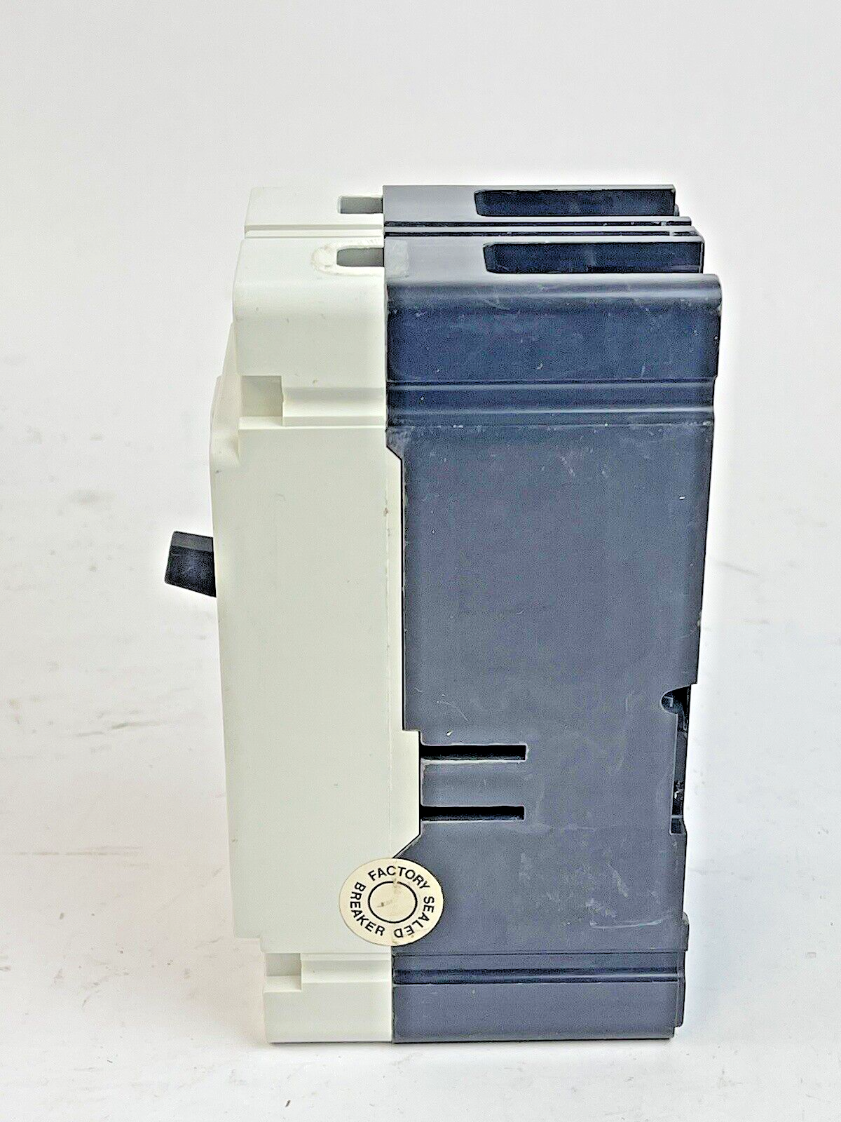 CUTLER-HAMMER - EHD2020 - CIRCUIT BREAKER - 20A, 2POLE, 480VAC