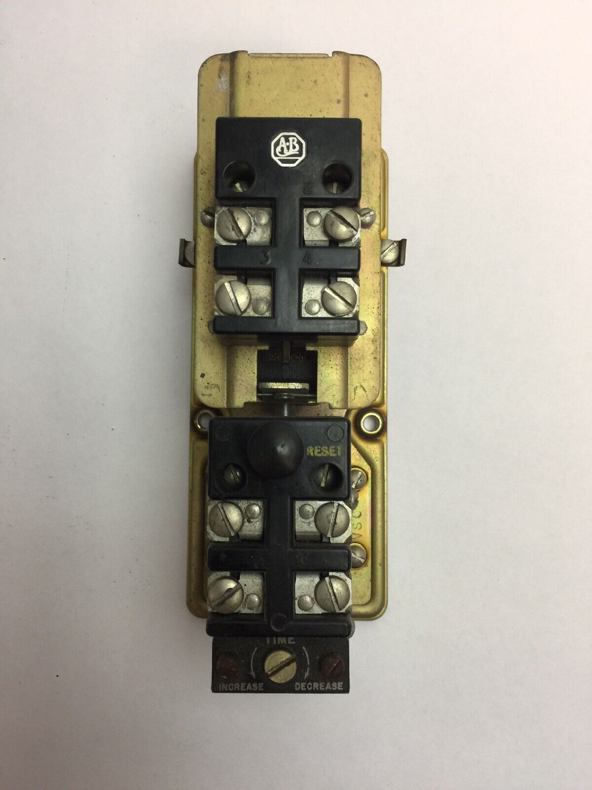 ALLEN BRADLEY 849AMX PNEUMATIC TIMING RELAY 600VAC 10A PILOT DUTY COIL 480V 60CY