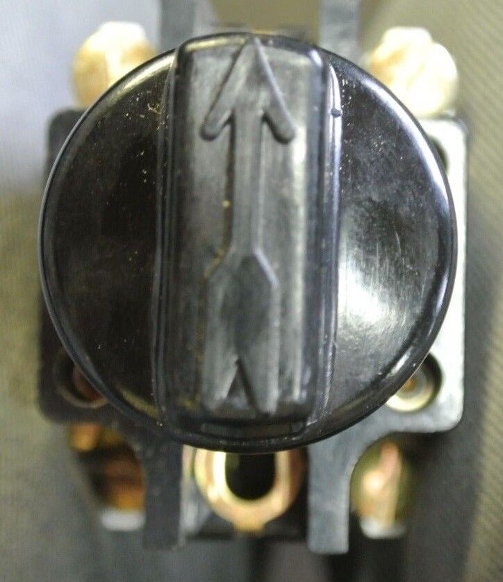 ALLEN-BRADLEY X-47927 - 3-POSITION SELECTOR SWITCH ASSEMBLY - NEW SURPLUS