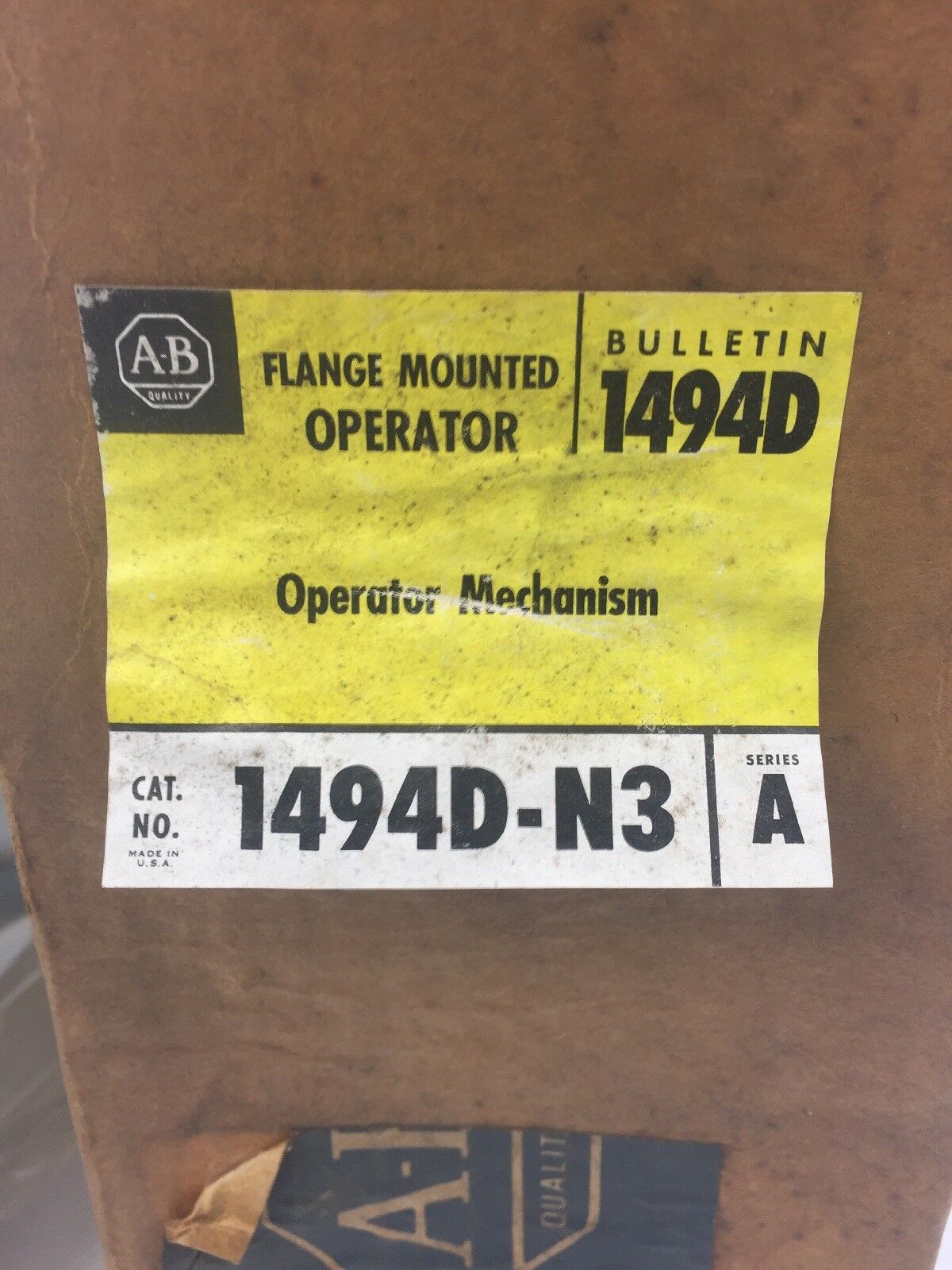 ALLEN BRADLEY 1494D-N3 FLANGE MOUNTED OPERATOR MECHANISM