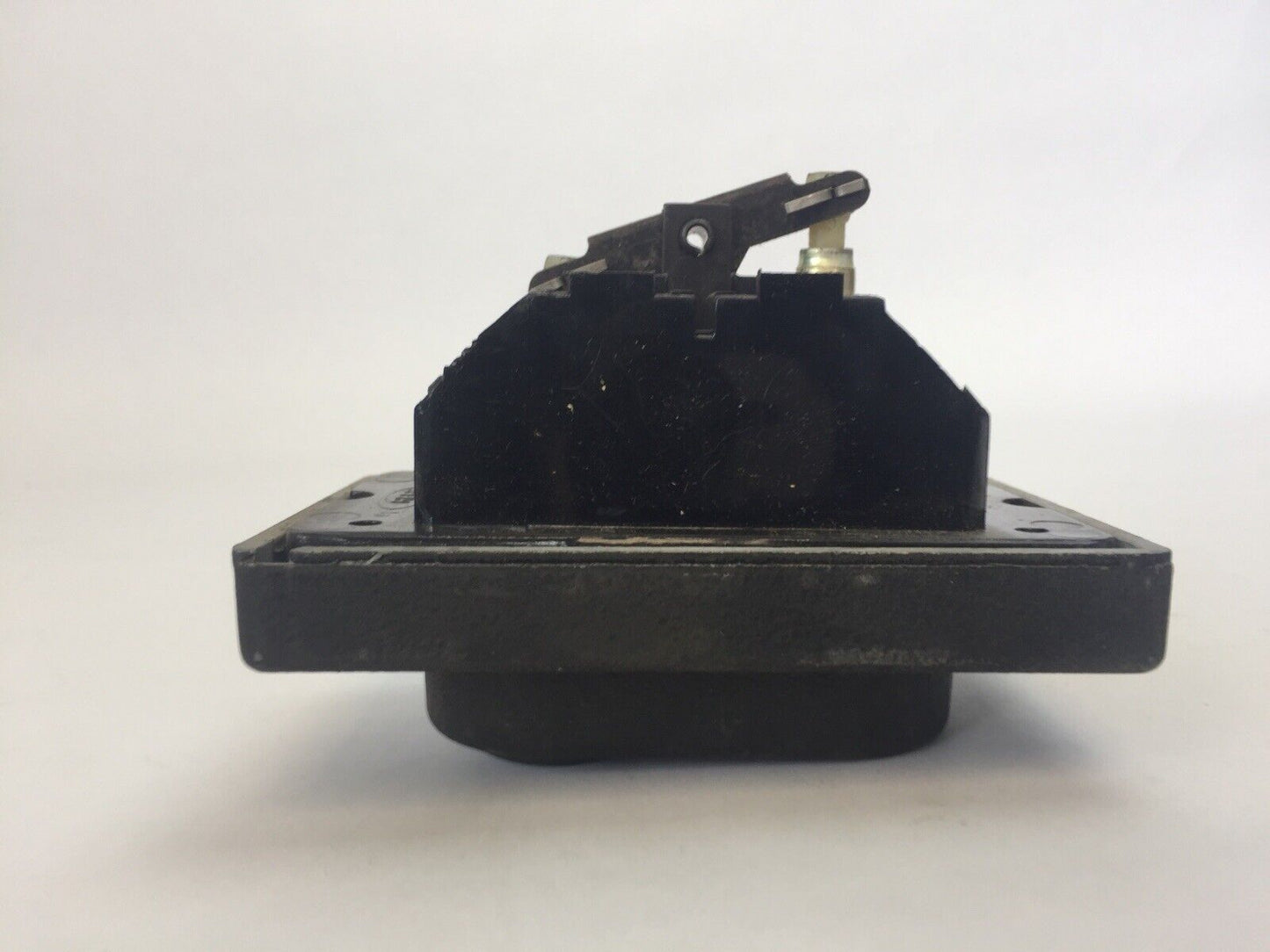 REES 00580-032 GREEN RED PUSHBUTTON SWITCH