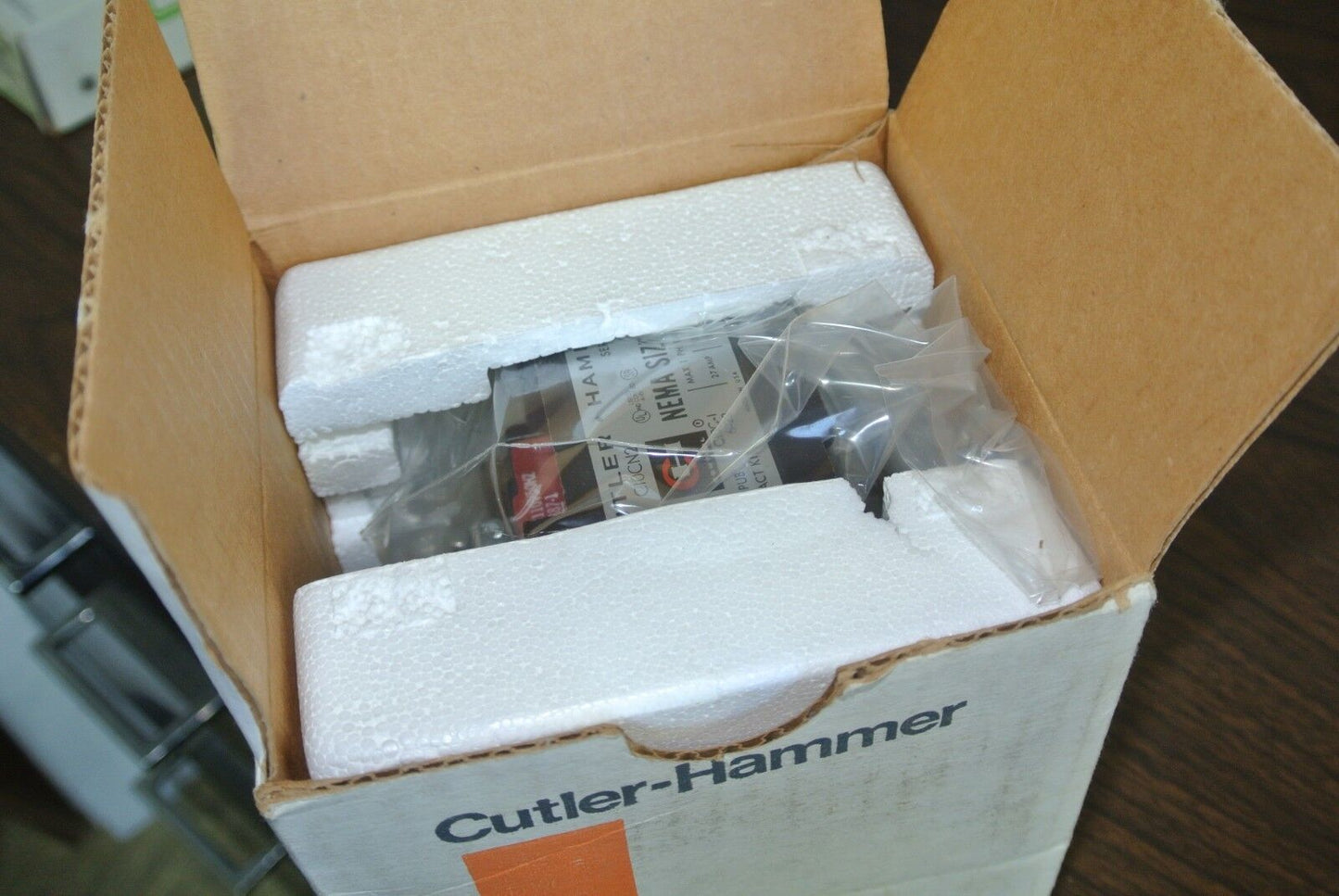CUTLER-HAMMER C10CN2A MAGNETIC CONTACTOR 120V COIL SIZE 1 - 2P NEW SURPLUS