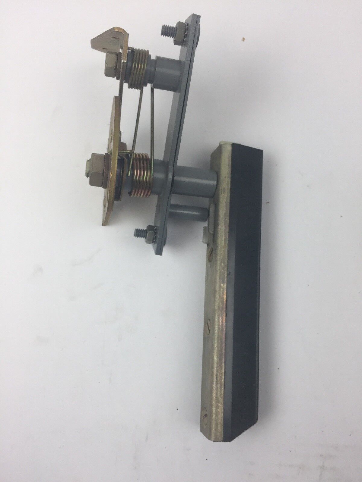 ALLEN BRADLEY 1494V-L3 DOOR HARDWARE KIT RIGHT HAND TOP BOTTOM SIDE LATCHING
