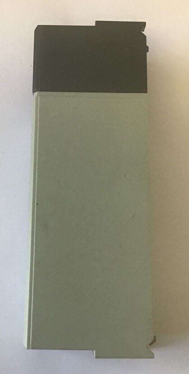 ALLEN BRADLEY PC+ABS BLANK CARD SLOT FILTER****LOTOF4****