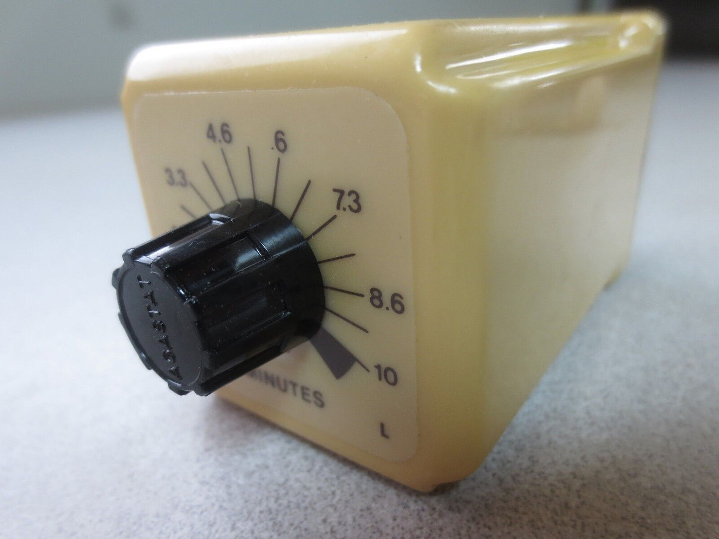 AGASTAT SCBRX032XXALXA TIMING RELAY 120/60 - .33 tO 10 Minutes - NEW SURPLUS