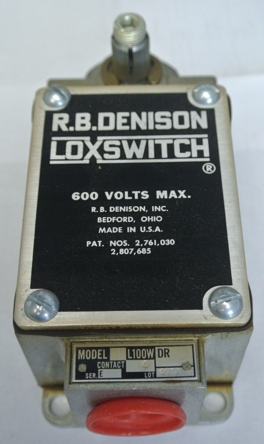 R.B. DENISON L100WDR-2M LIMIT SWITCH 600V MAX NEW SURPLUS GOULD / TELEMECANIQUE