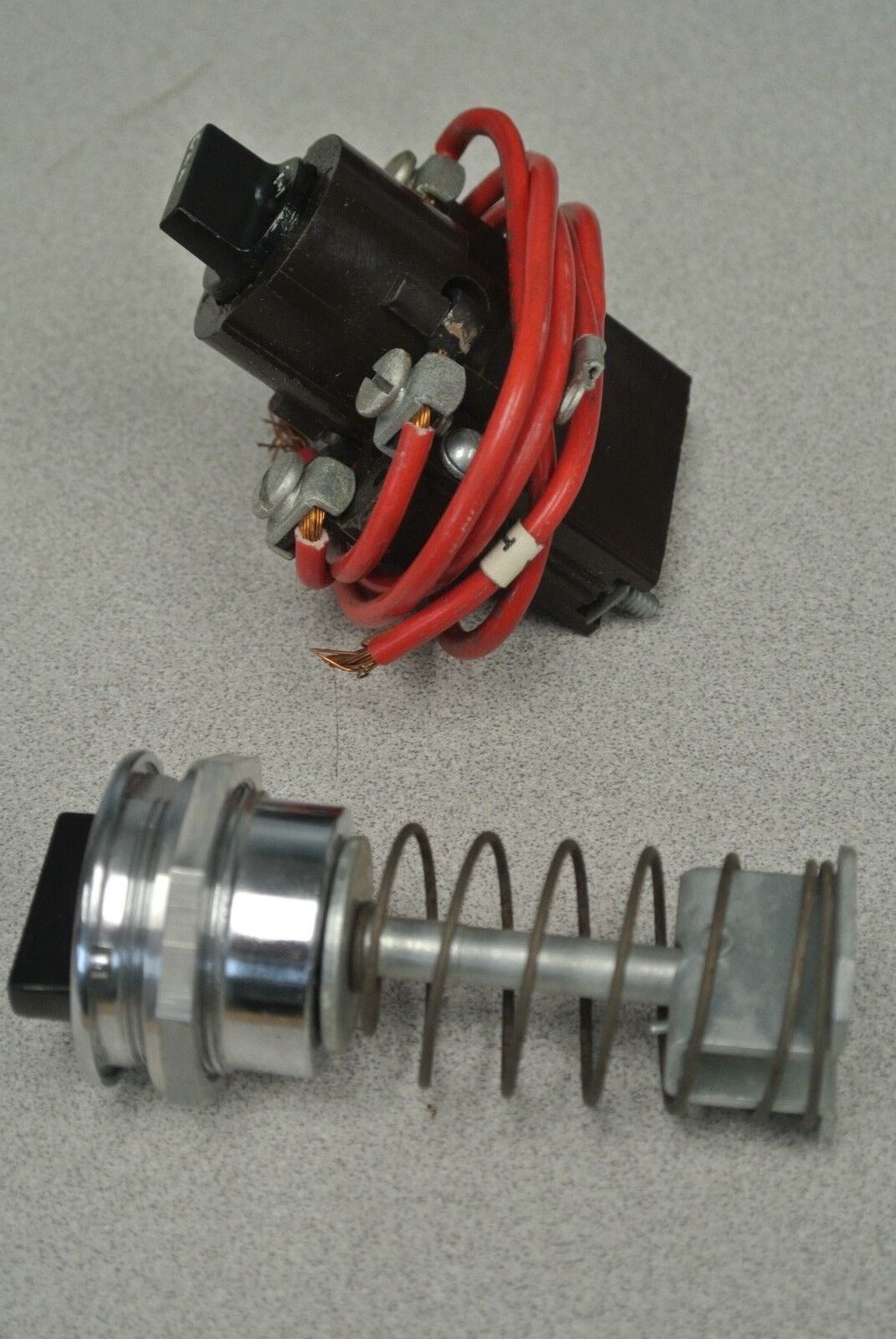 CUTLER-HAMMER 10935H21A / 3-POSITION SELECTOR SWITCH CONVERSION KIT NEW SURPLUS
