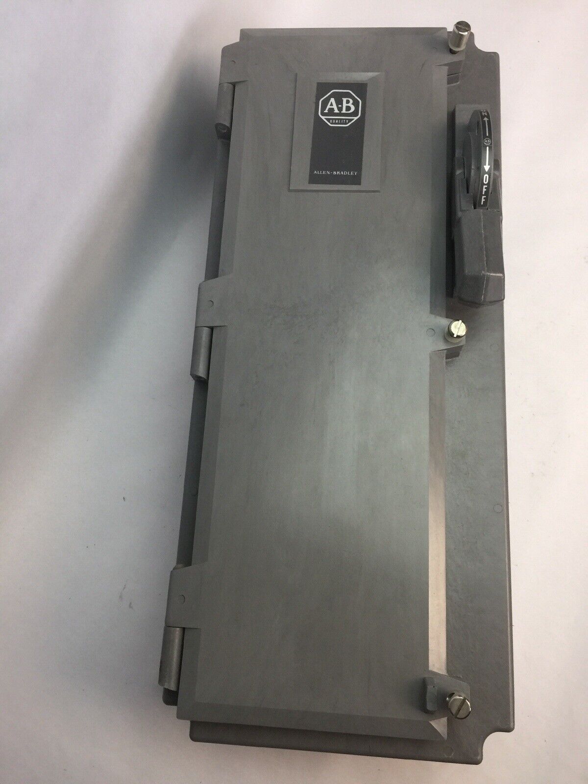 ALLEN BRADLEY 1494F-ASC633 DISCONNECT SWITCH 30 AMP 20HP 600VAC 250VDC FUSIBLE