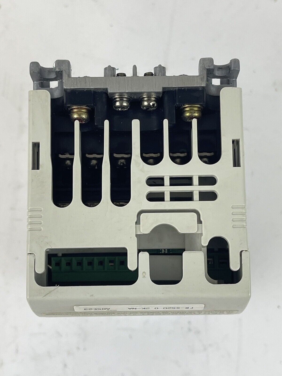 MITSUBISHI - FR-S520-0.2K-NA - 3 PHASE INVERTER - 1/4 HP, 2.6A, 240VAC .5-120Hz
