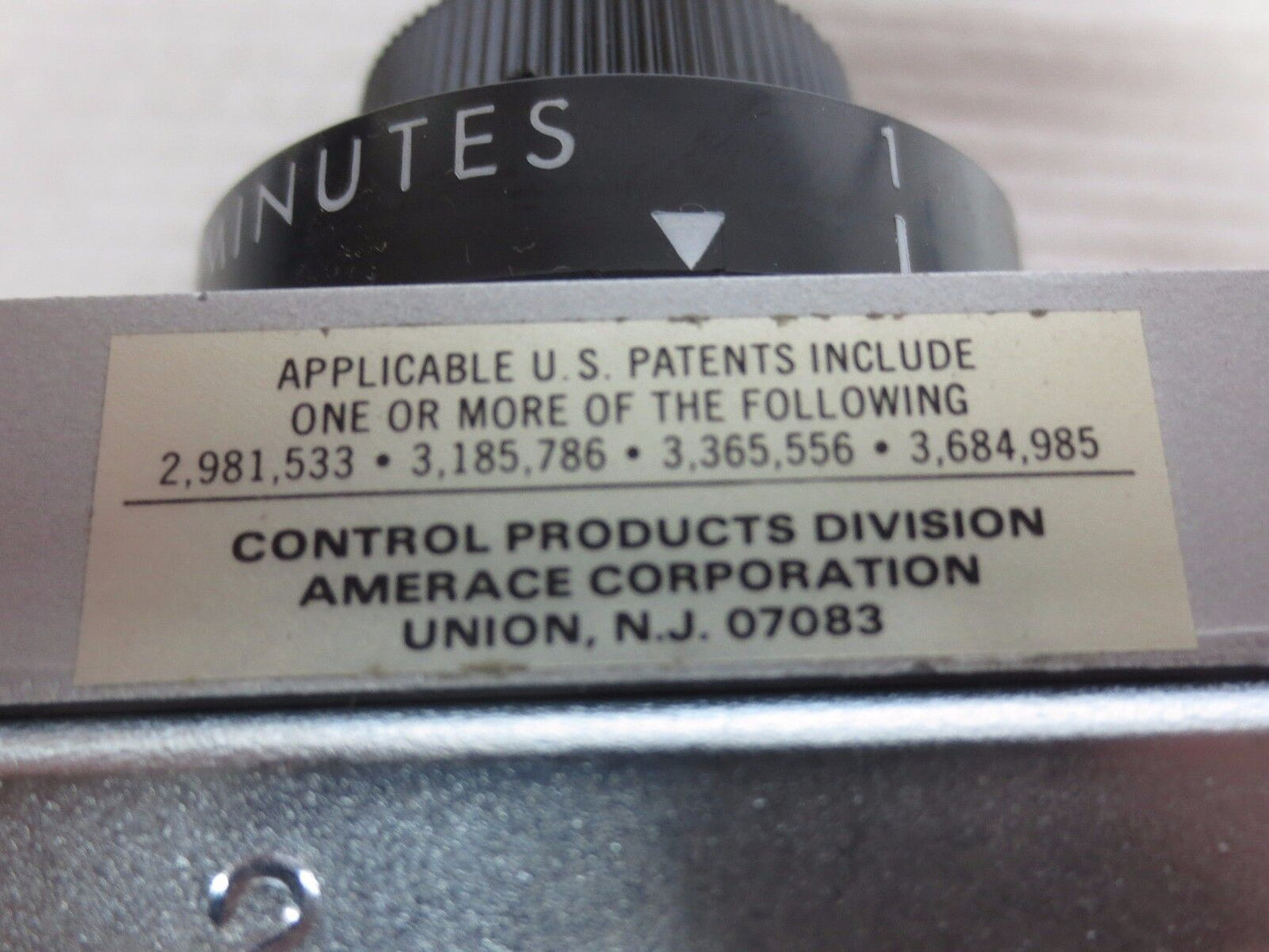 AGASTAT 7022AF TIME DELAY RELAY - 1-10 MINUTES - 120V, 60Hz