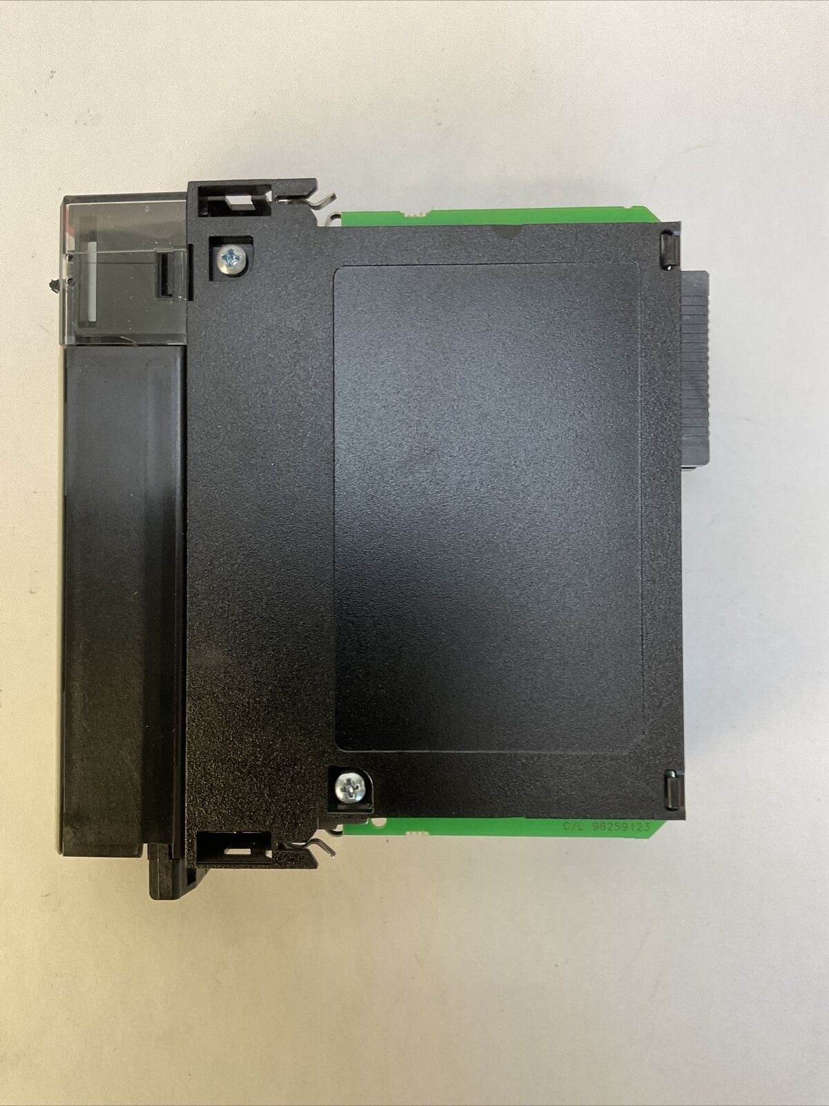 ALLEN BRADLEY 1756-IA16 SER A FW 3.2 AC INPUT 16PT