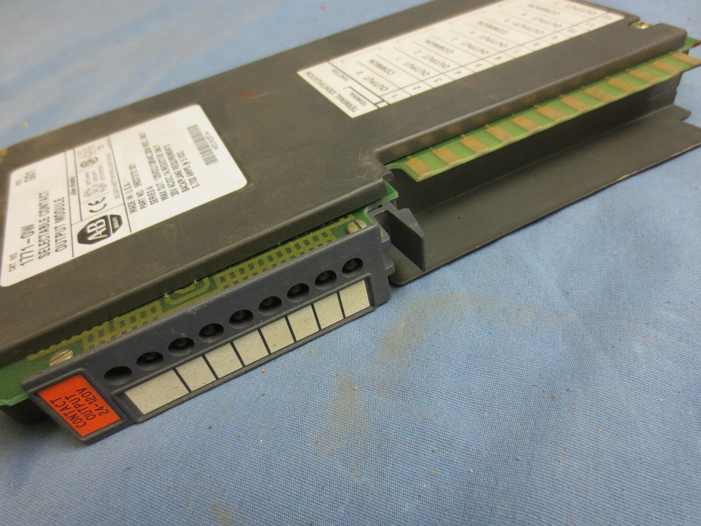 ALLEN-BRADLEY 1771-OW SELECTABLE CONTACT OUTPUT MODULE, Ser. A, Rev. G01