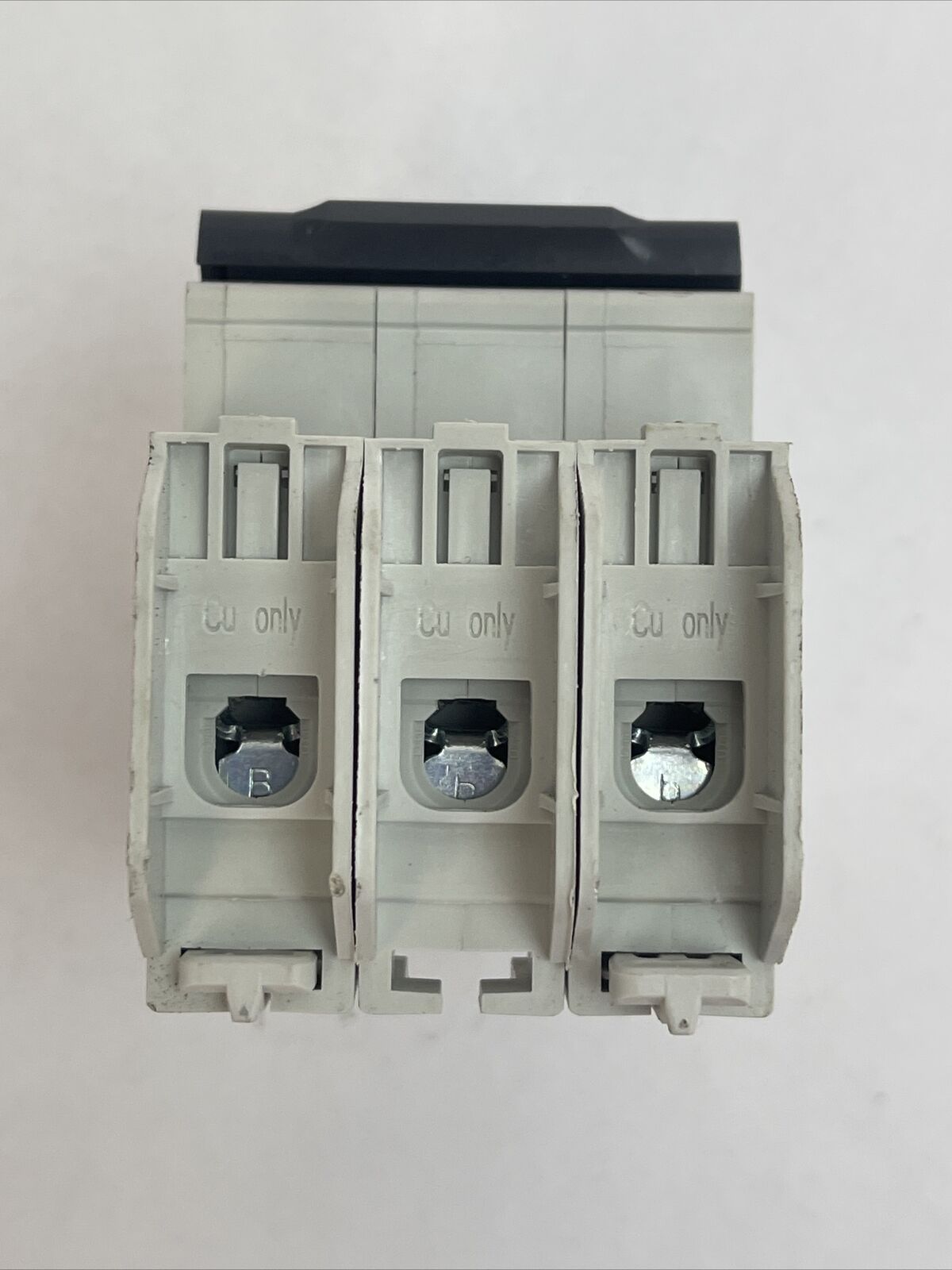 MERLIN GERIN 60180 MULTI9 C60 CIRCUIT BREAKER C 20A 240VAC 3POLE