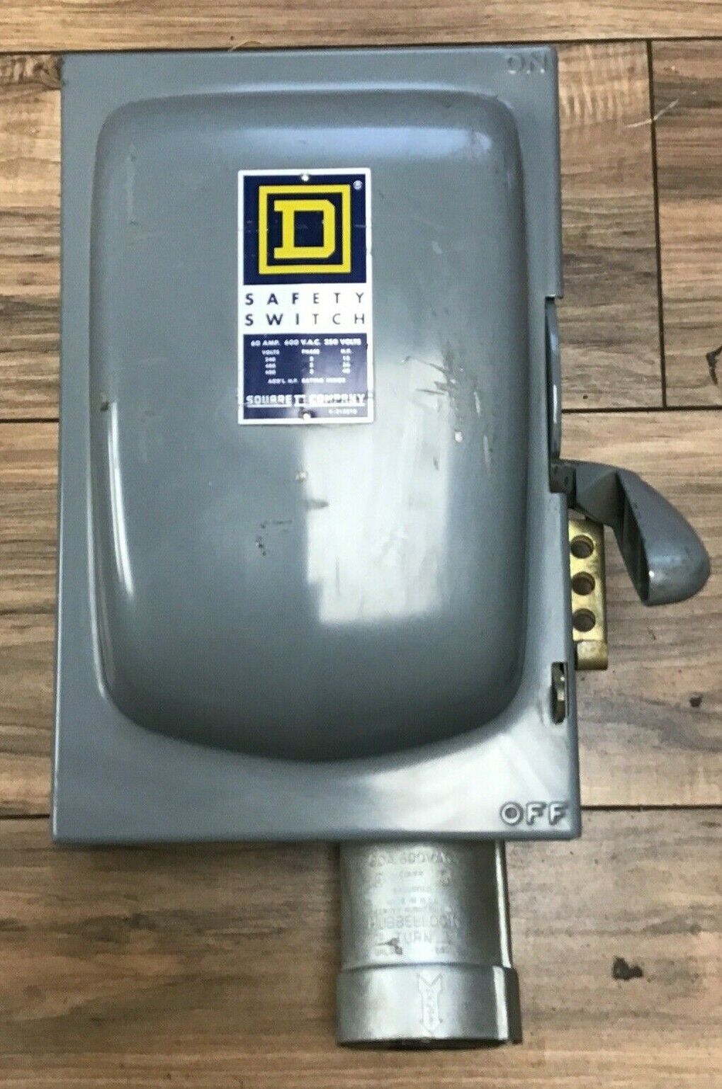 SQUARE D HU 362 WH SAFETY SWITCH SER.A1 60A NON FUSIBLE TYPE1 600VAC 40HP