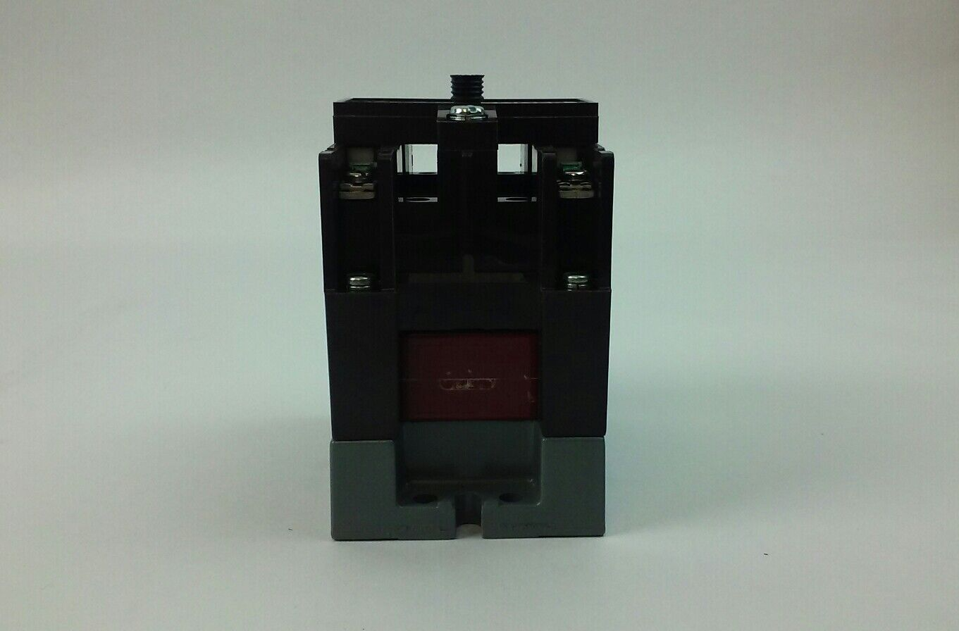 CUTLER HAMMER TYPE M RELAY 600V D26MR20A