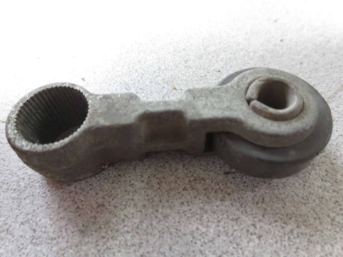 NAMCO EL010-56427 STRAIGHT LIMIT SWITCH OPERATING ROLLER LEVER - NEW SURPLUS