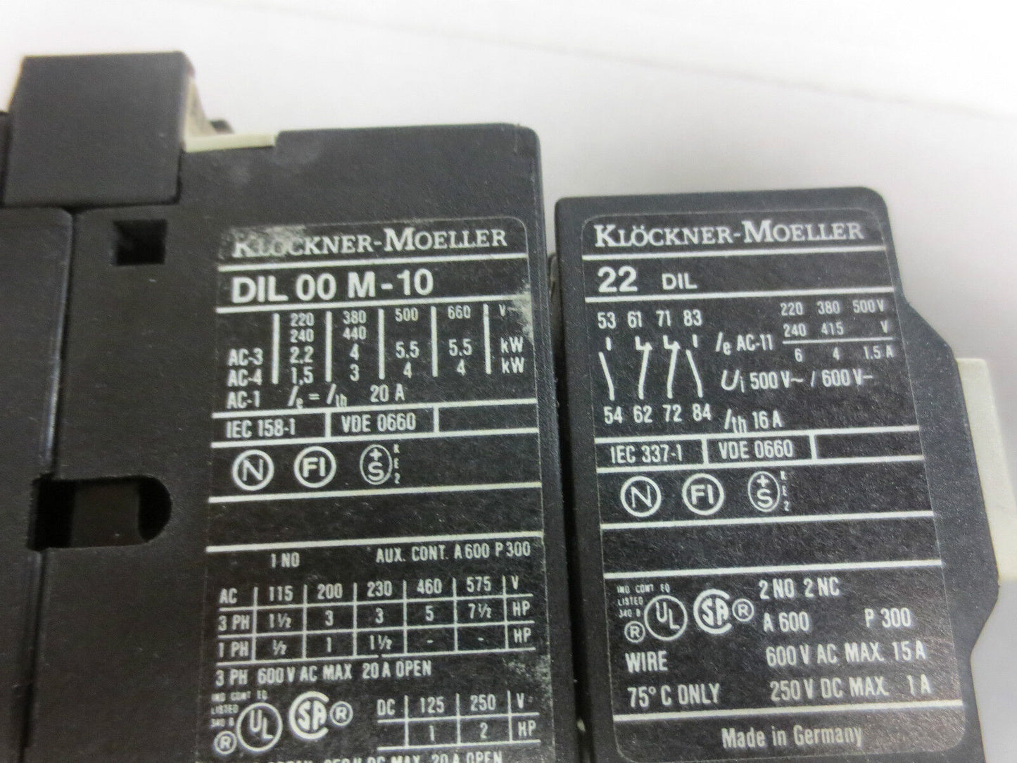 KLOCKNER-MOELLER DIL 00 M-10 + 22 DIL + Z 00-10 RELAY / CONTACTOR ASSEMBLY