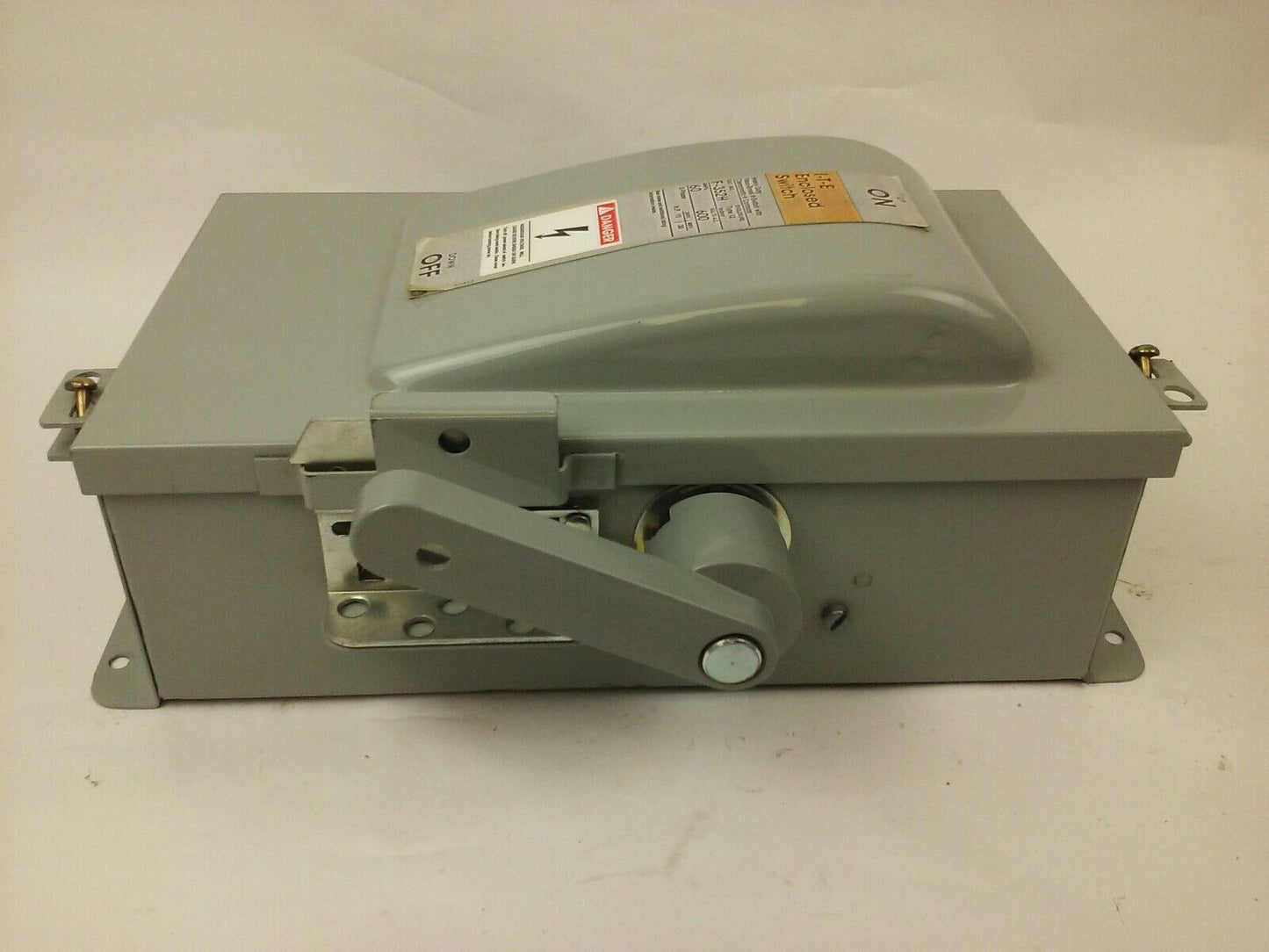 ITE GOULD F352H, ENCLOSED SWITCH, 60A, 600V, FUSIBLE, TYPE 12, 3PH, 30 MAX H.P.