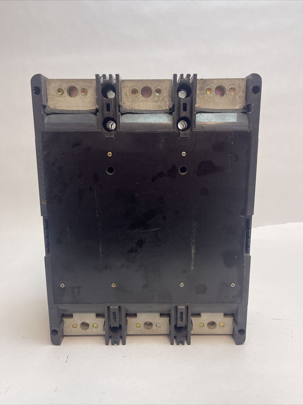 CUTLER HAMMER LDC3600F CIRCUIT BREAKER SER C 600A 3P 600VAC 250VDC LT3400T 400A