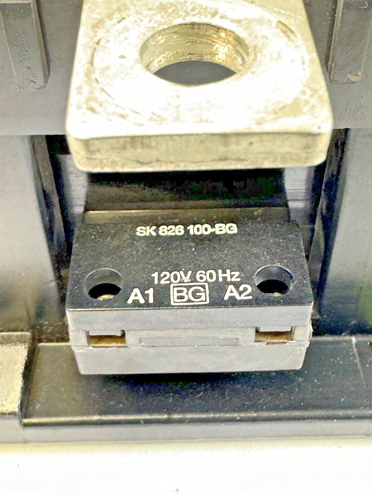 ABB - EHW 250 - WELDING ISOLATOR CONTACTOR - SIZE W5, 120V COIL SK 826 100-BG