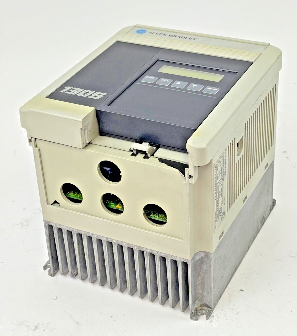 ALLEN BRADLEY - 1305-BA02A SER. A - AC VARIABLE SPEED DRIVE -380-460V,1.6A,.75HP