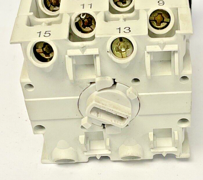 SPRECHER+SCHUH LE 2-25 ROTARY CAM SWITCH 25A 600VAC 50/60HZ