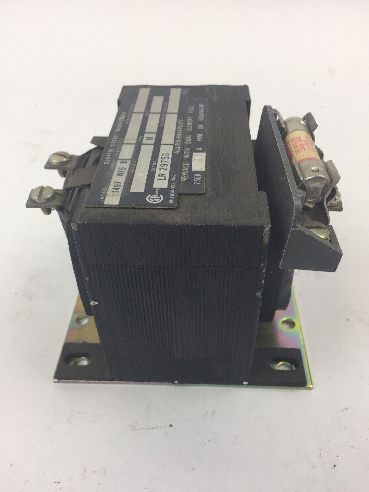 ALLEN BRADLEY 1497-N15 CONTROL CIRCUIT TRANSFORMER .130 KVA 208V 60HZ 120V 60HZ
