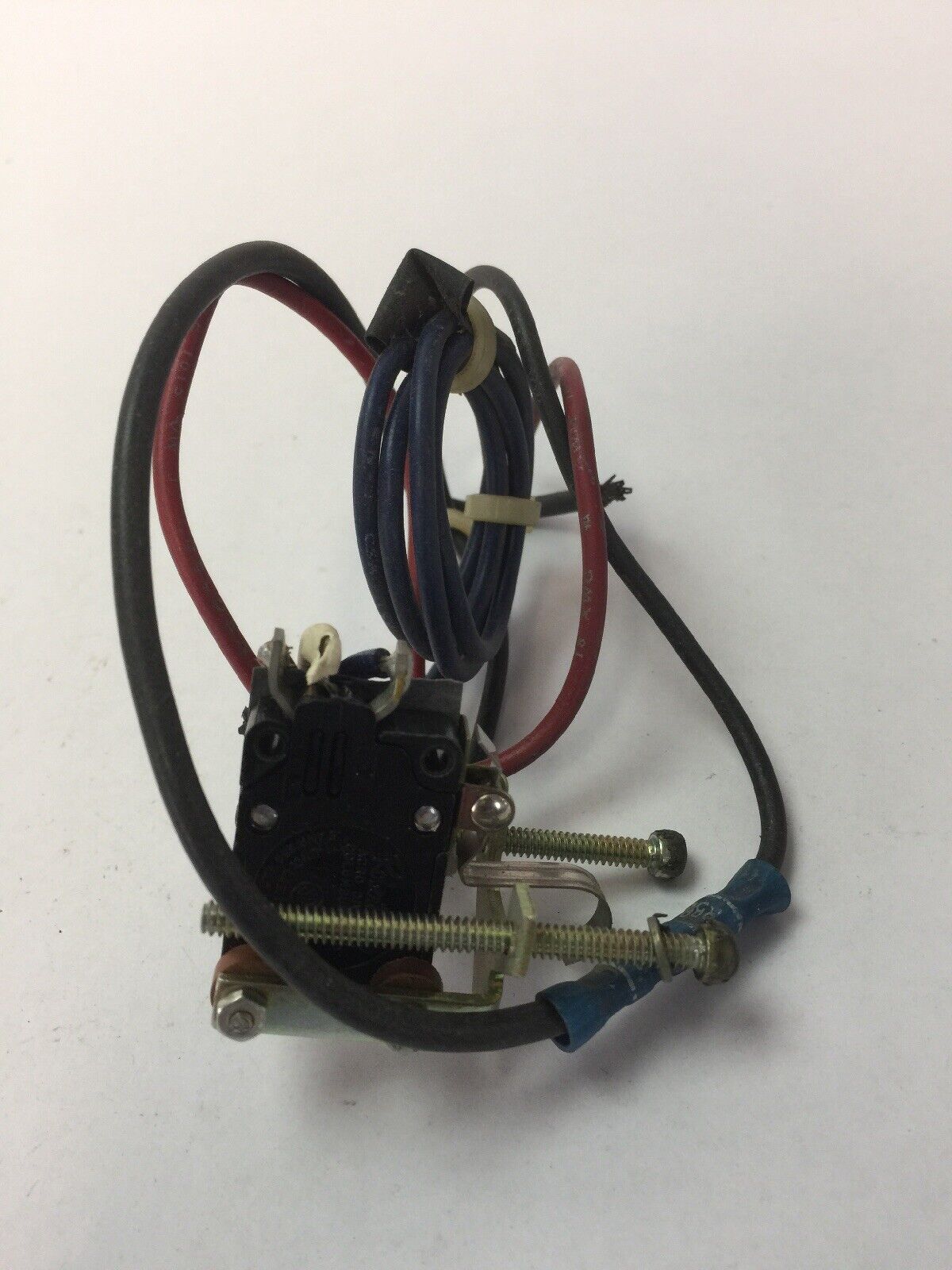 WESTINGHOUSE/CUTLER HAMMER 4979D06G17 RH 1A1B AUXILIARY SWITCH 125/250V 5AMP