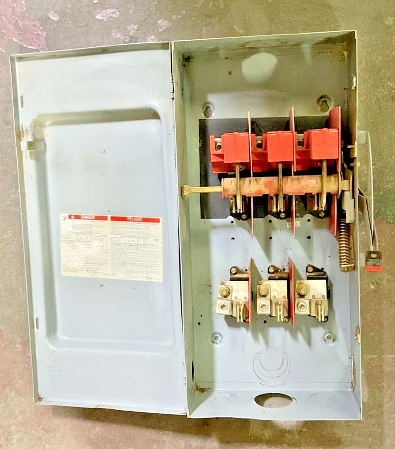 SQUARE D H364 SAFETY SWITCH SER.E2 200A TYPE 1 600VAC/DC 3PH