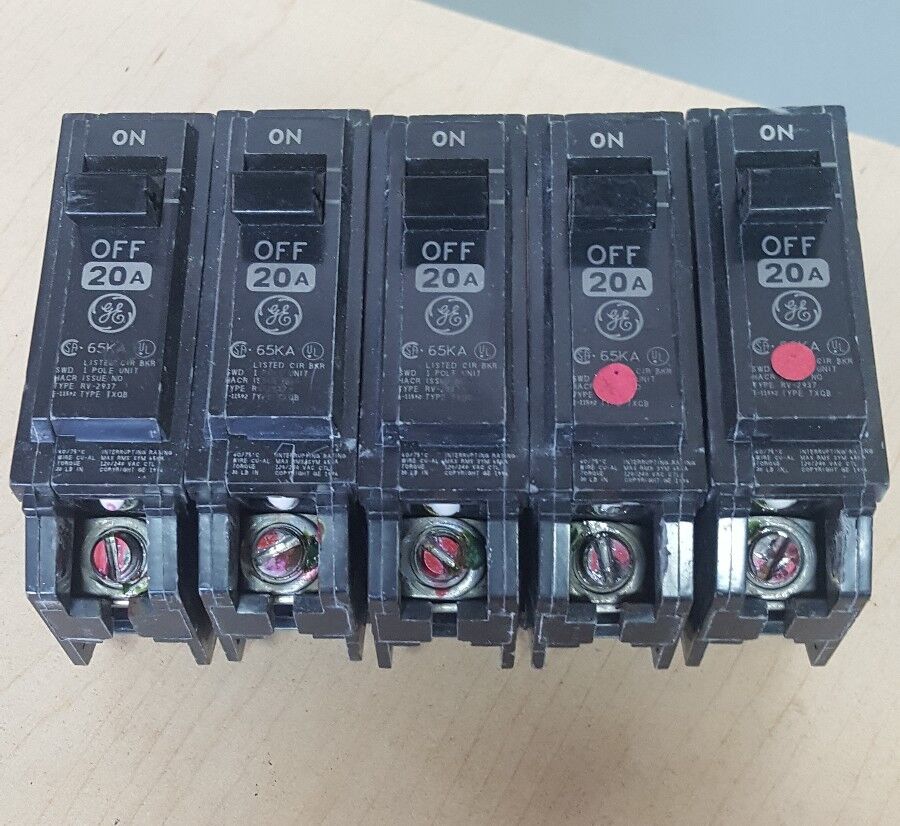GE CIRCUIT BREAKER TXQB120 20AMP 120/240VAC 1POLE 65KA (LOT OF 5)