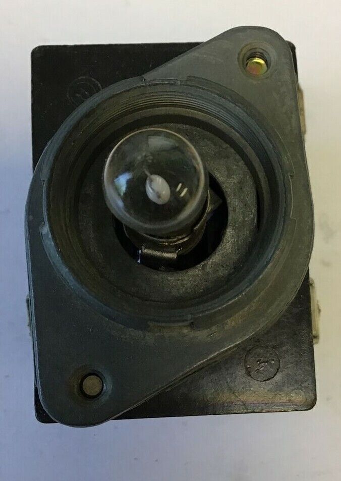 ITE H30PF PUSH TO TEST LIGHT BUTTON 120VAC 370B950G01 ***LOTOF2***