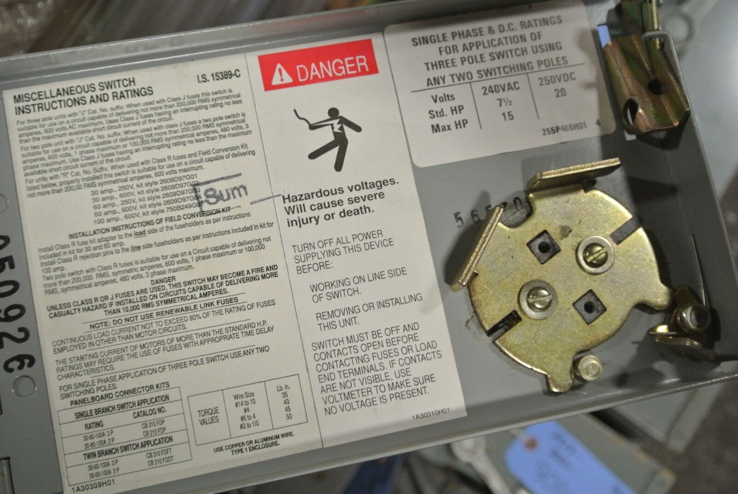 CHALLENGER FCSCS323R - TWIN PANELBOARD SWITCH - 240V, 60A & 100A, 3 POLE
