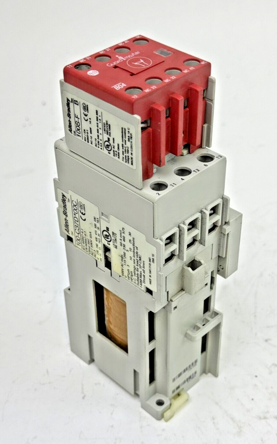 ALLEN-BRADLEY - 100S-C37DJ14C SER. C - SAFETY CONTACTOR W/ 24 VDC COIL