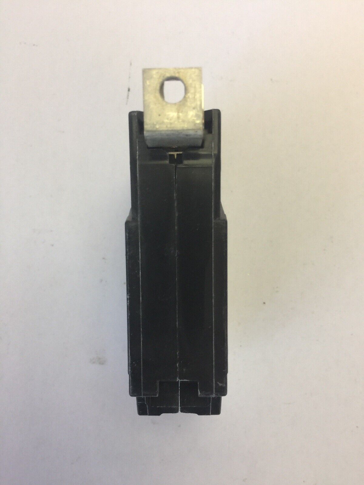 GE THQB1120 CIRCUIT BREAKER 20A 120/240VAC 1 POLE