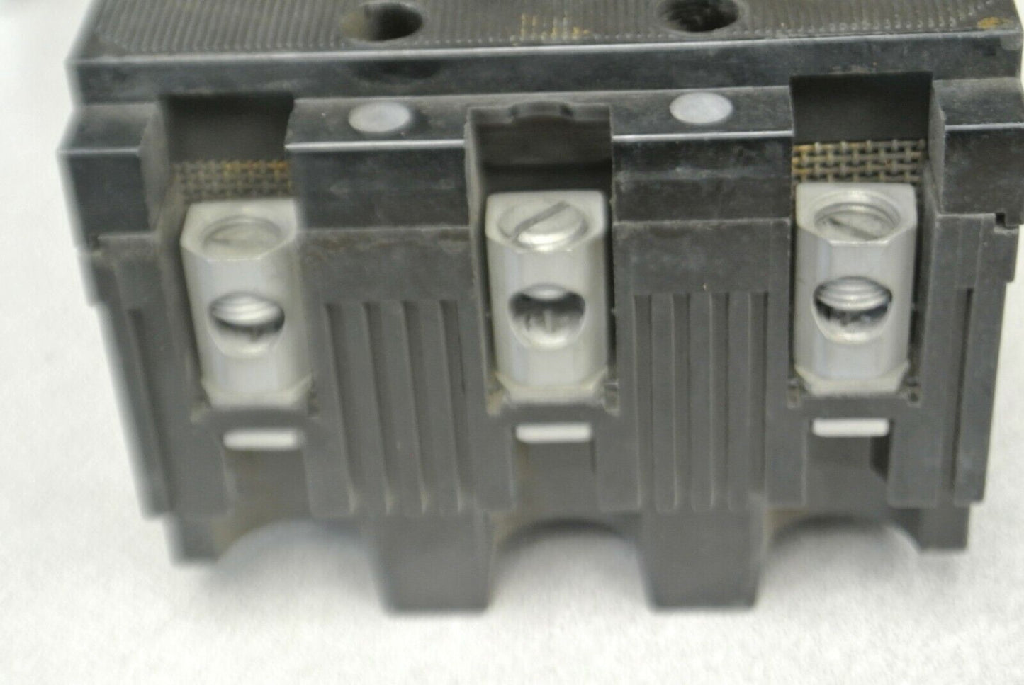 I-T-E / SIEMENS EH3B020 CIRCUIT BREAKER / 480V / 20A / 3 POLE SHIPS FREE to USA