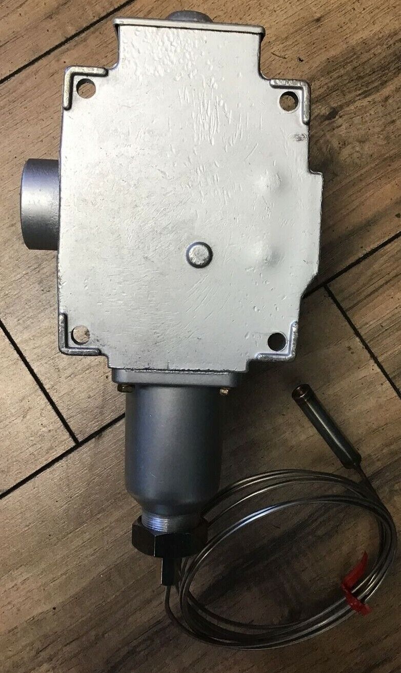 UNITED ELECTRIC CONTROLS TEMP SWITCH TYPE E122 MODEL 9180 3BS 100-400*F35-200*C