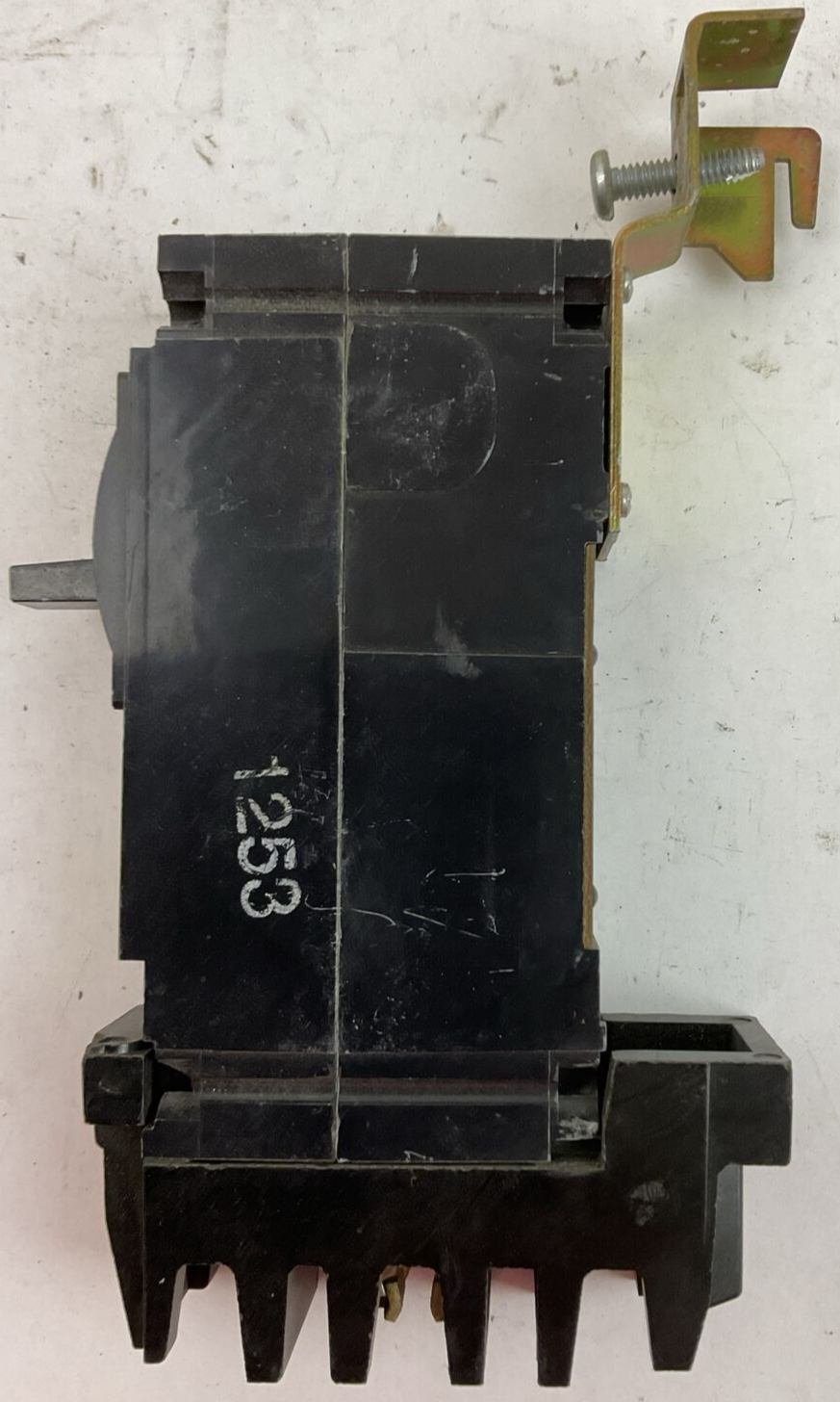 SQUARE D FHB16020 CIRCUIT BREAKER 20AMP 1POLE 277VAC 125VDC