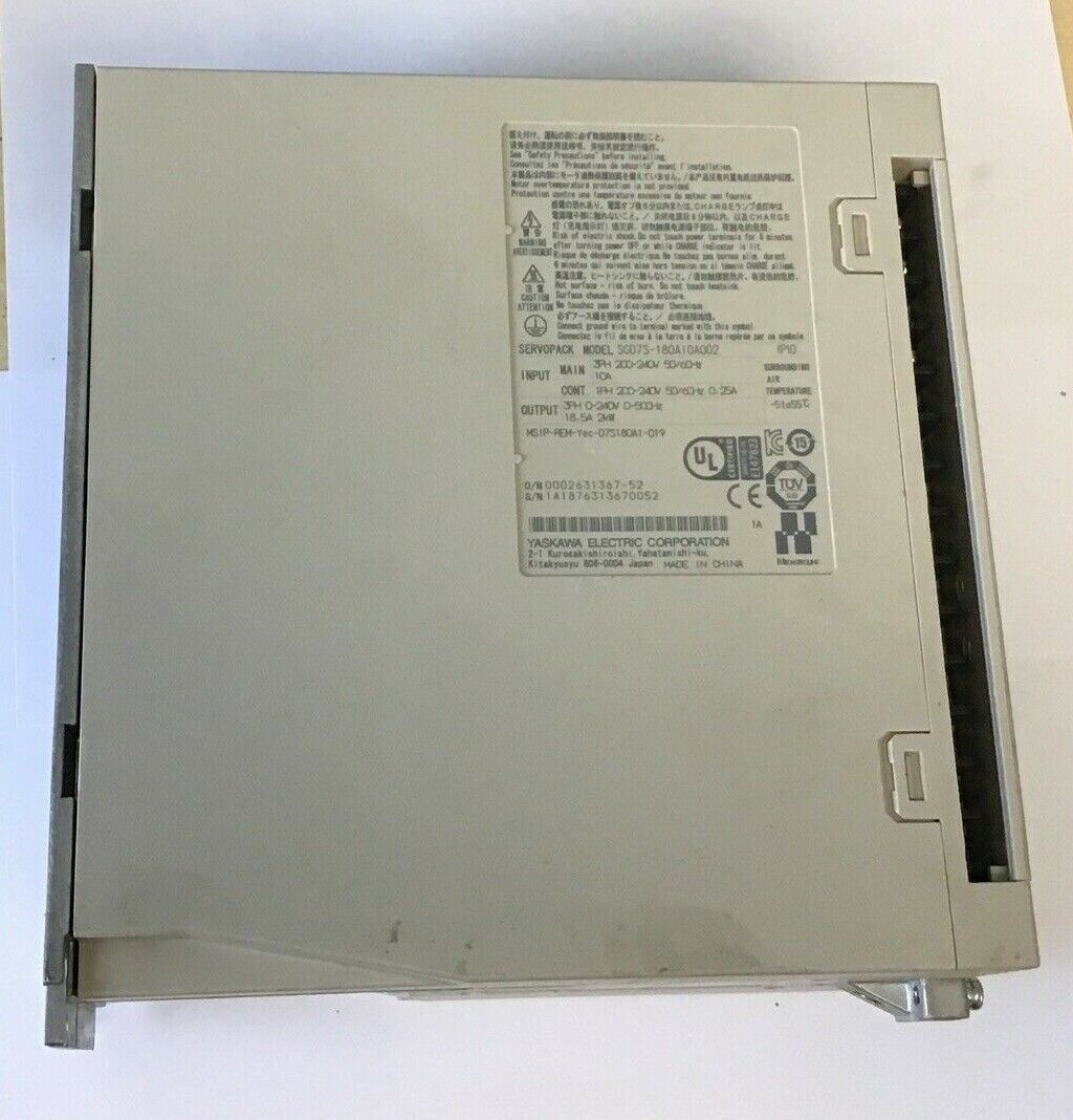 YASKAWA SGD7S-180A10A002 SERVO DRIVE 200V SERVOPACK 10A 50/60HZ