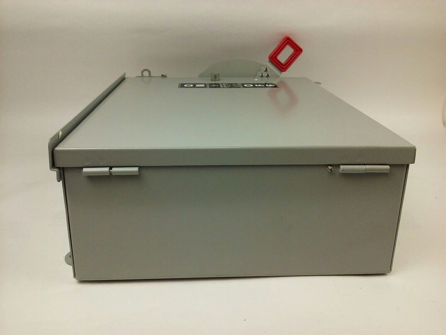 GE TH6661, MOD 10, Safety Switch, 30A, 600VAC/250DC, MAX H.P. 20, TYPE1-3R-5-12