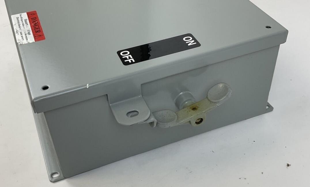 GENERAL ELECTRIC CR1062S3AAT302R MANUAL MOTOR STARTER 3POLE 120V