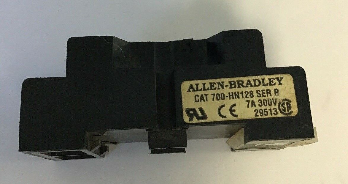 ALLEN BRADLEY 700-HN128 RELAY BASE 14 PIN SOCKET 300 VAC (MAY BE MISSING SCREWS)