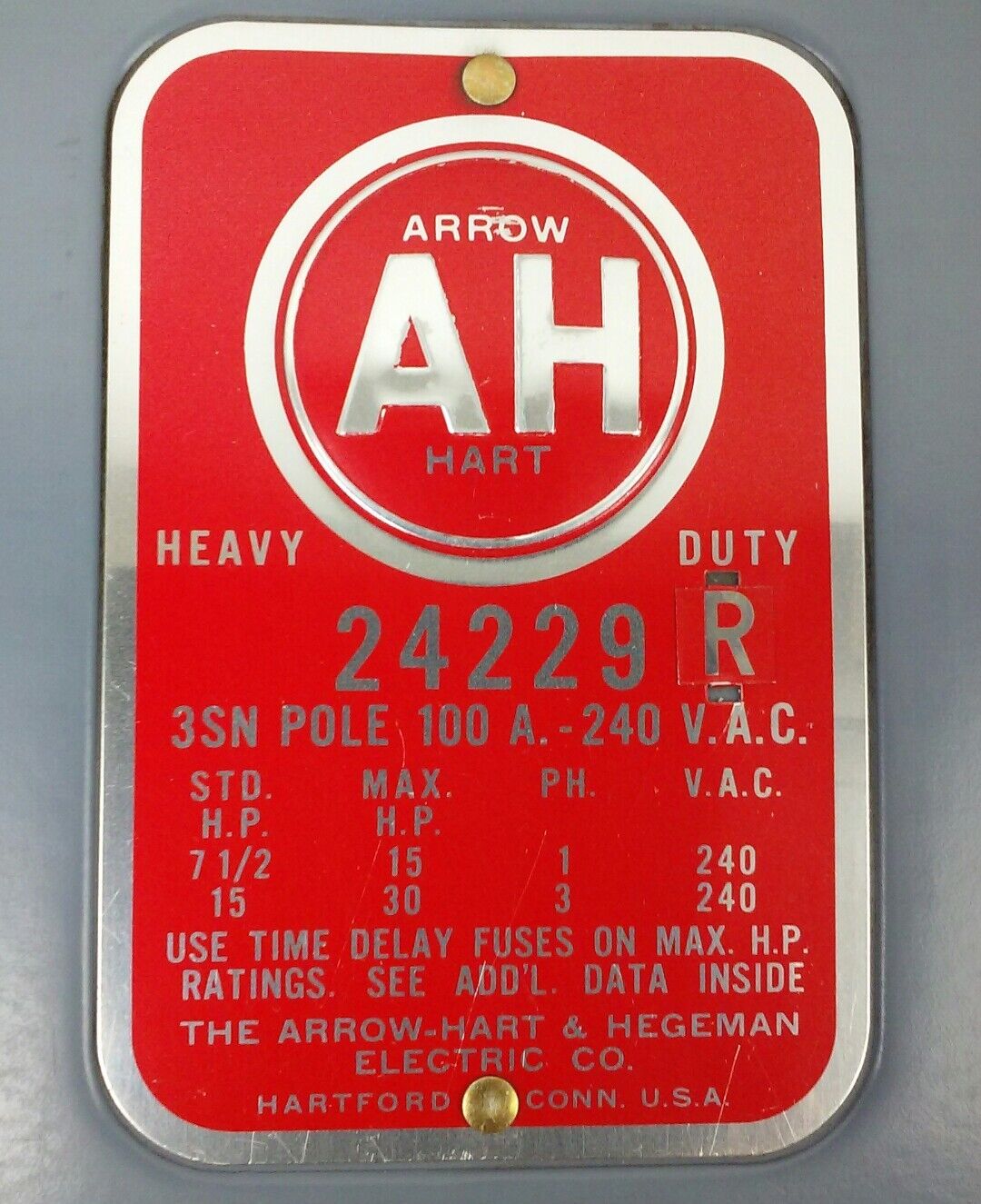 ARROW HART 24299R ENCLOSED SWITCH TYPE HD, 2P, POLES 3SN, 100A, 240V,FUSIBLE,NEW