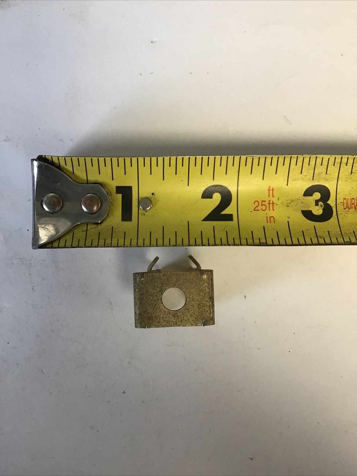 UNBRANDED FUSE CLIP/HOLDER ****LOTOF15***