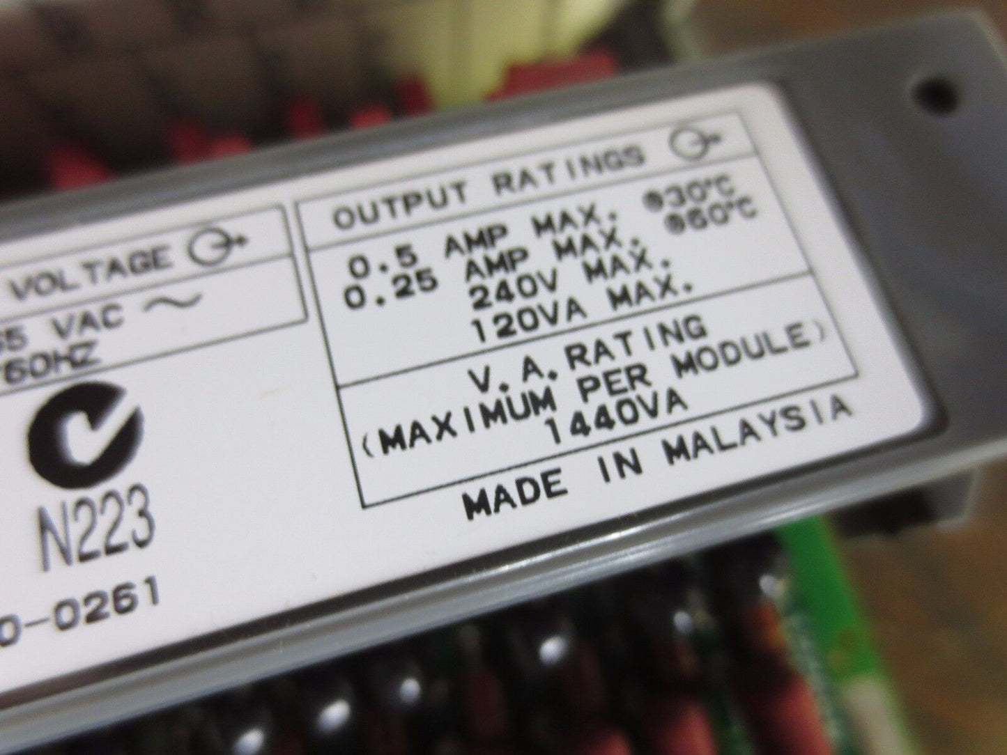 ALLEN-BRADLEY 1746-OA16 Ser. D - OUTPUT MODULE for SLC500