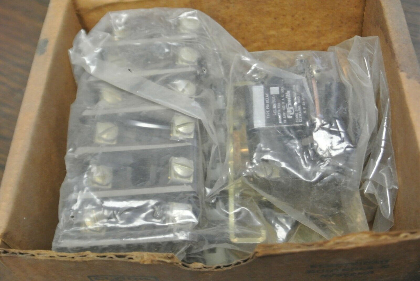 CLARK 5U6-76 / RELAY BUL. 7305 TYPE PM / 6 CONTACTS 110-120V COIL / NEW SURPLUS