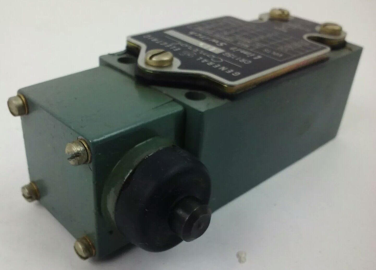 GE, CR115G119, LIMIT SWITCH, 600V MAX, NEW, GENERAL ELECTRIC, CR115G, NEW