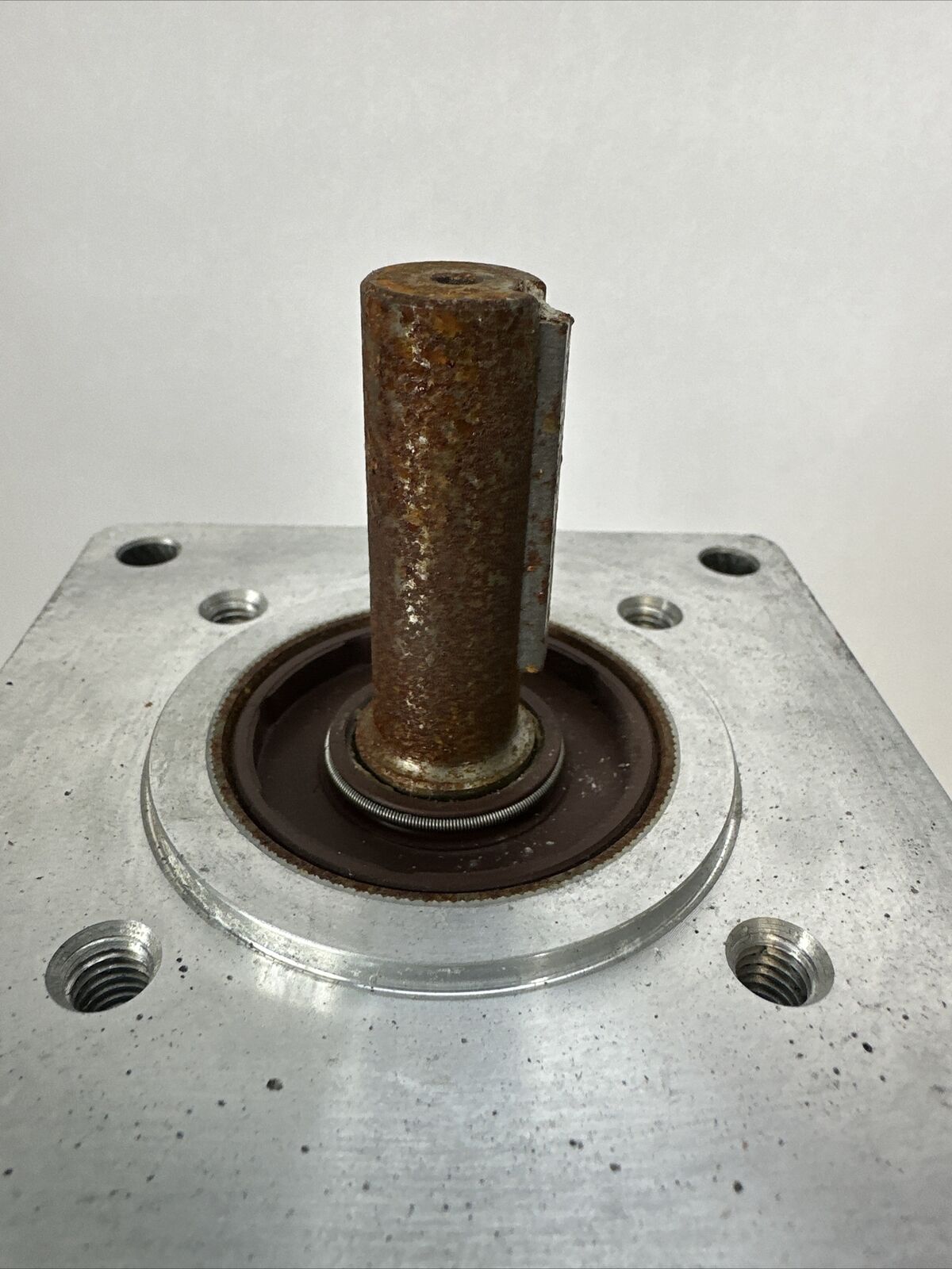 GE FANUC MTR-3S45-G-R-B-E-S-A BRUSHLESS SERVO MOTOR 600VDC