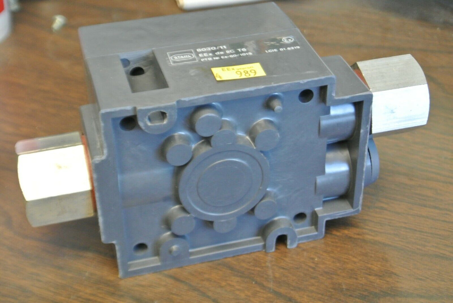 KILLARK K2F5 / STAHL 8030/11 / START SWITCH / 3/4" FEED-THRU / NEW SURPLUS