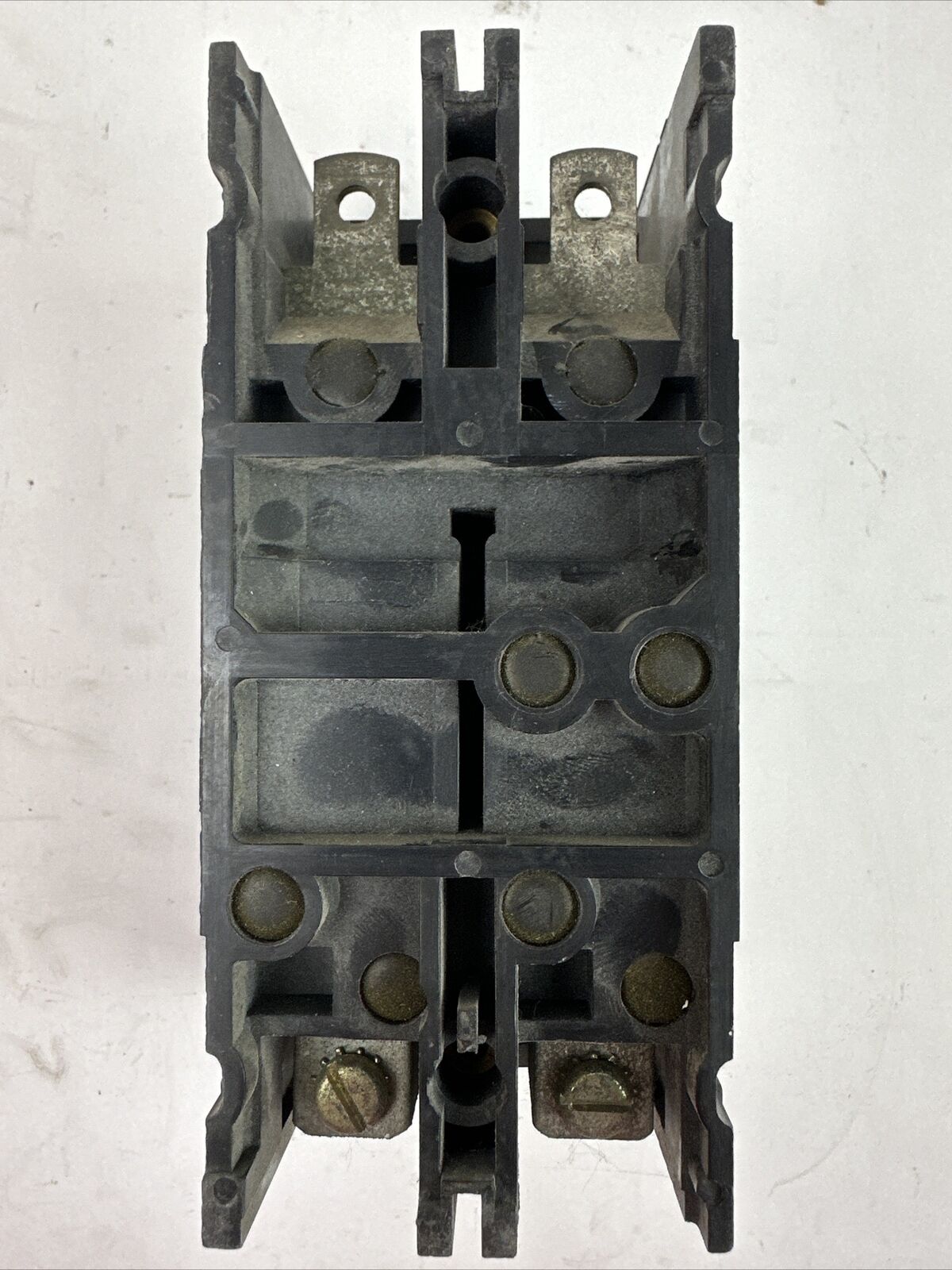 CUTLER HAMMER EC2070 CIRCUIT BREAKER 70AMP 240VAC 2POLE